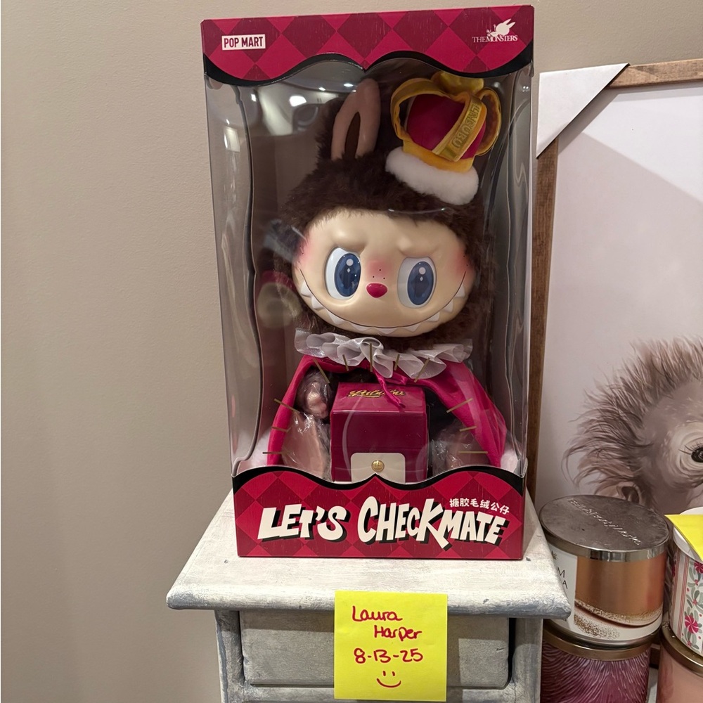 Authentic Pop Mart Let's Checkmate King Labubu